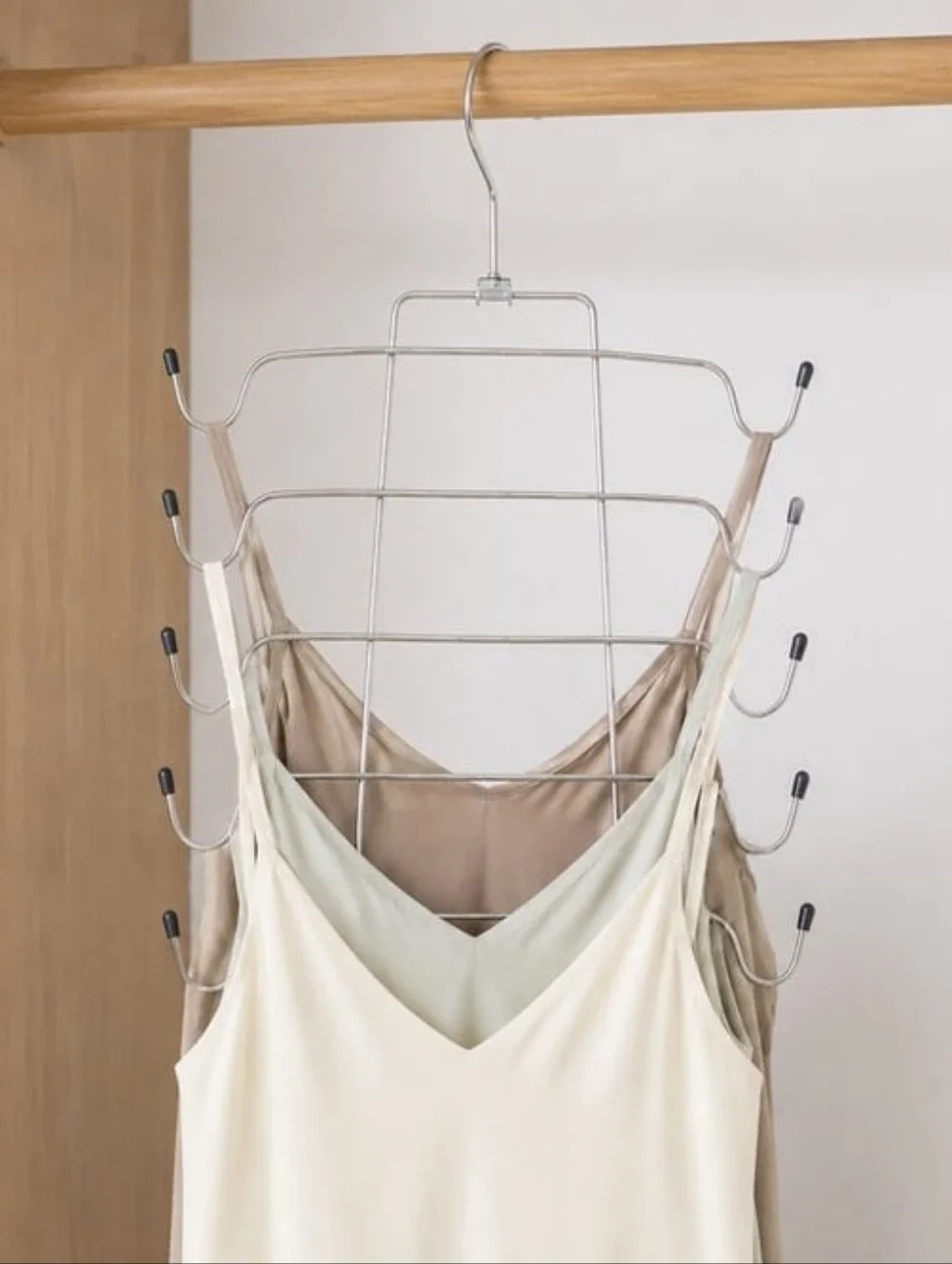 Set of 2 Folding Metal Tank Top and Bra Hangers